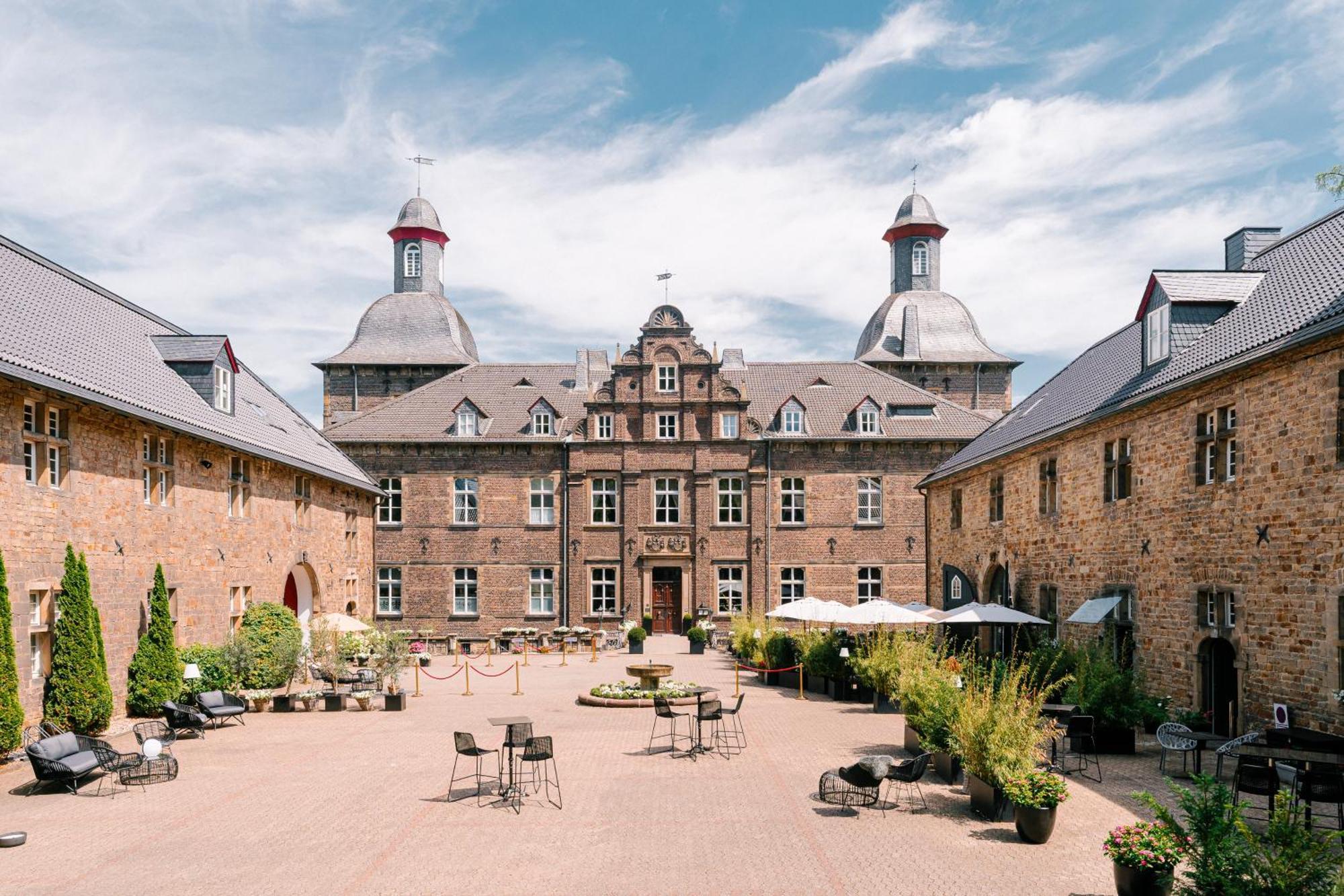 Schlosshotel Hugenpoet Essen Exterior photo